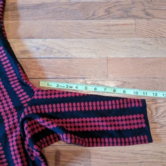 Danny & Nicole LP Red & Black Half Sleeve Sweater Dress w/ Flare Skirt‎ - Picture 9 of 12